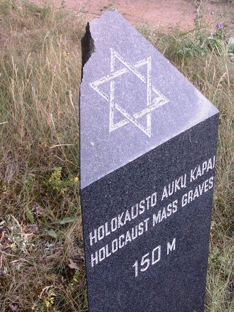 Kauleliškiai Grave Marker
